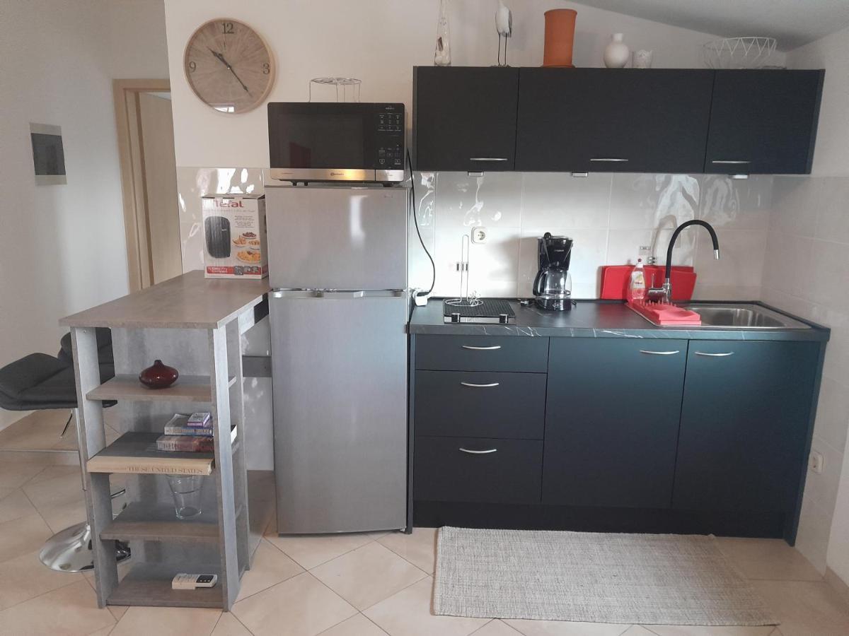Caliente Apartments Vir B Екстер'єр фото